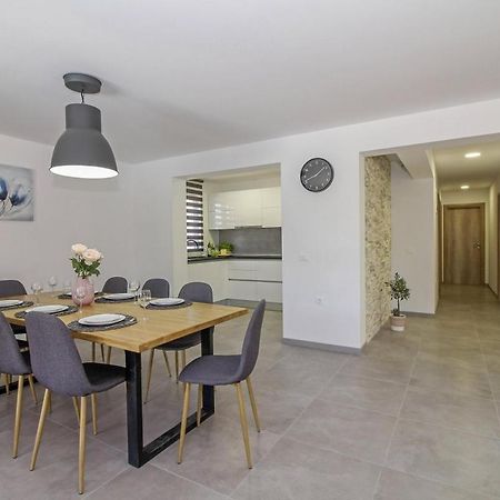 Natascha In Pamici - Haus Fuer 6 Personen Villa Zminj Luaran gambar